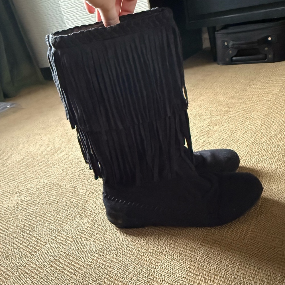 Rue21 Black Moccasin Fringe Shoes